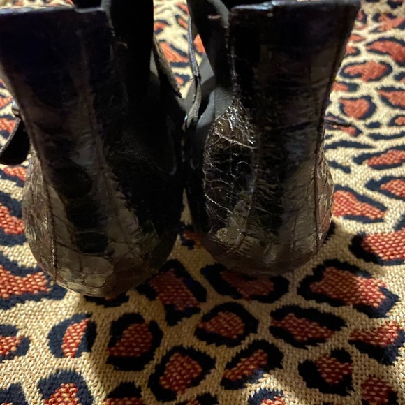 Donald J Pliner Brown Shoe Boots - Picture 9 of 11